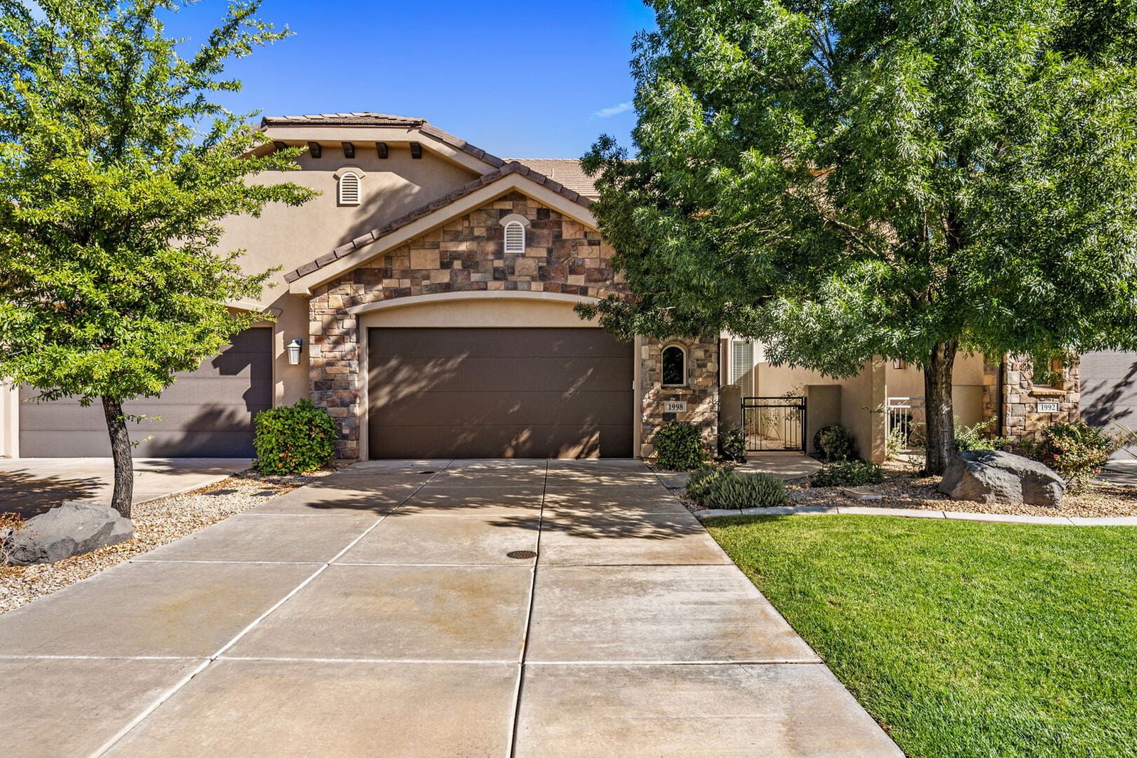 Coral Ridge 1998 - 4 bedroom vacation rental in Washington, UT