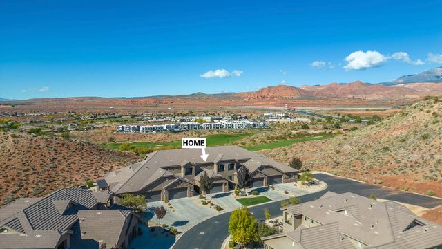Aerial of Coral Ridge 2087 townhomes above the golf course
