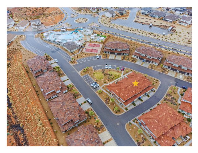 Aerial of Escondido 1101 marked with a star near the community pool