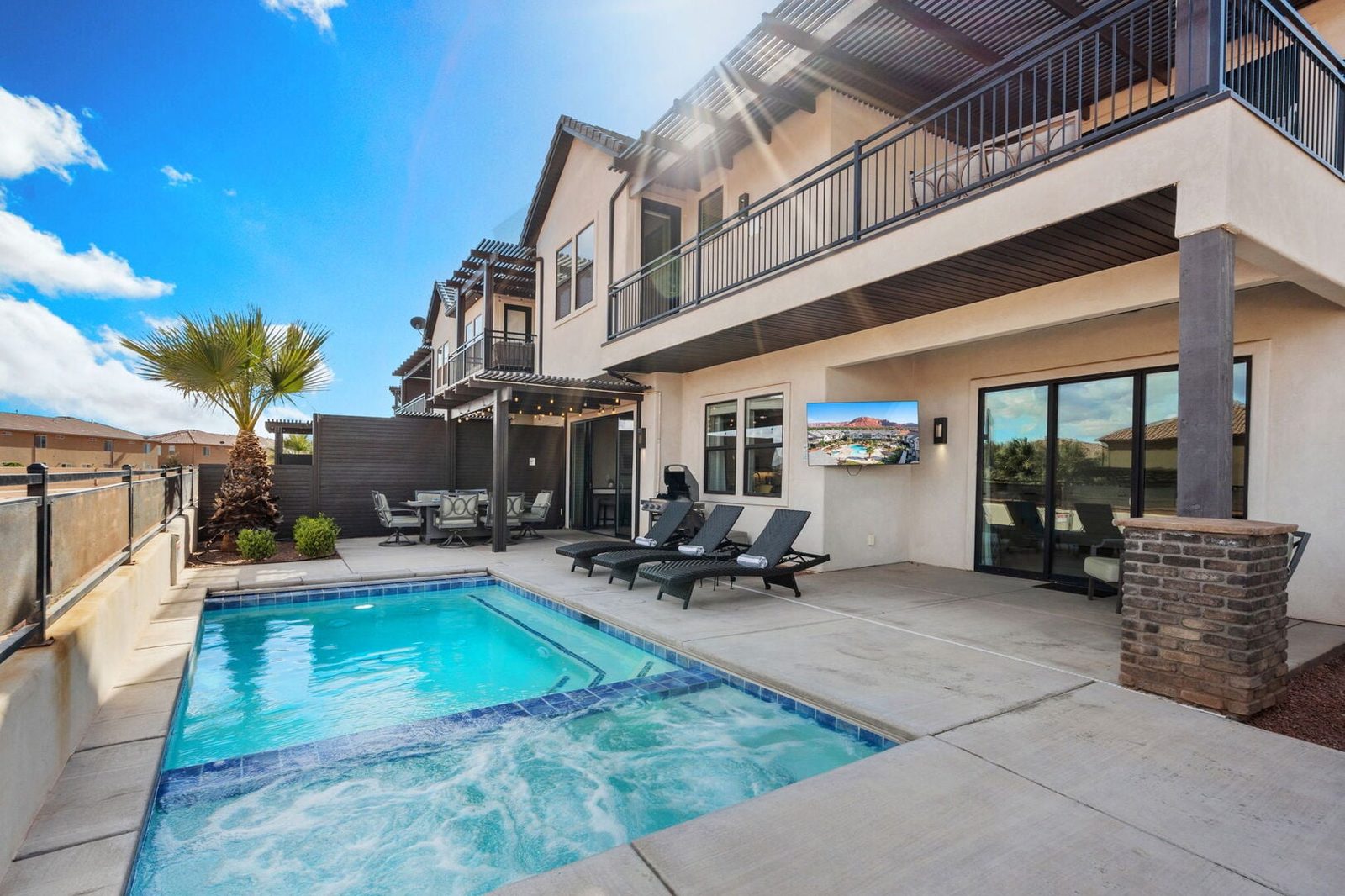 Private pool with built-in hot tub behind Ocotillo Springs 67