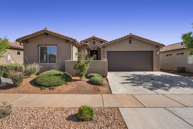 Paradise Village 10 golf vacation rental