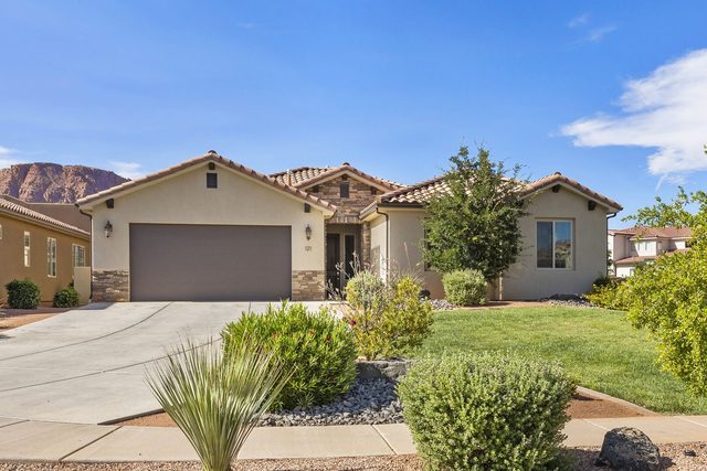 Paradise Village 121 golf vacation rental
