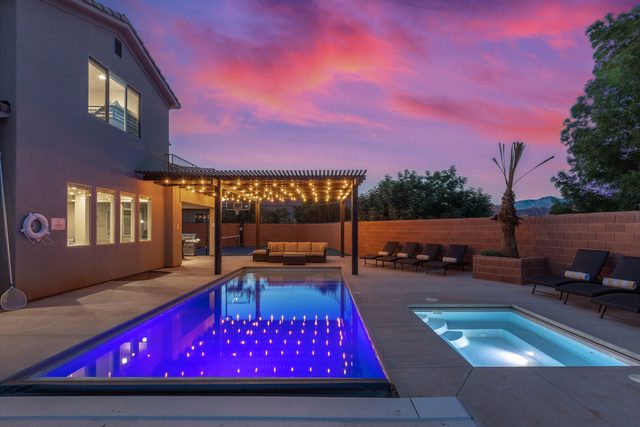 Paradise Village 19 golf vacation rental