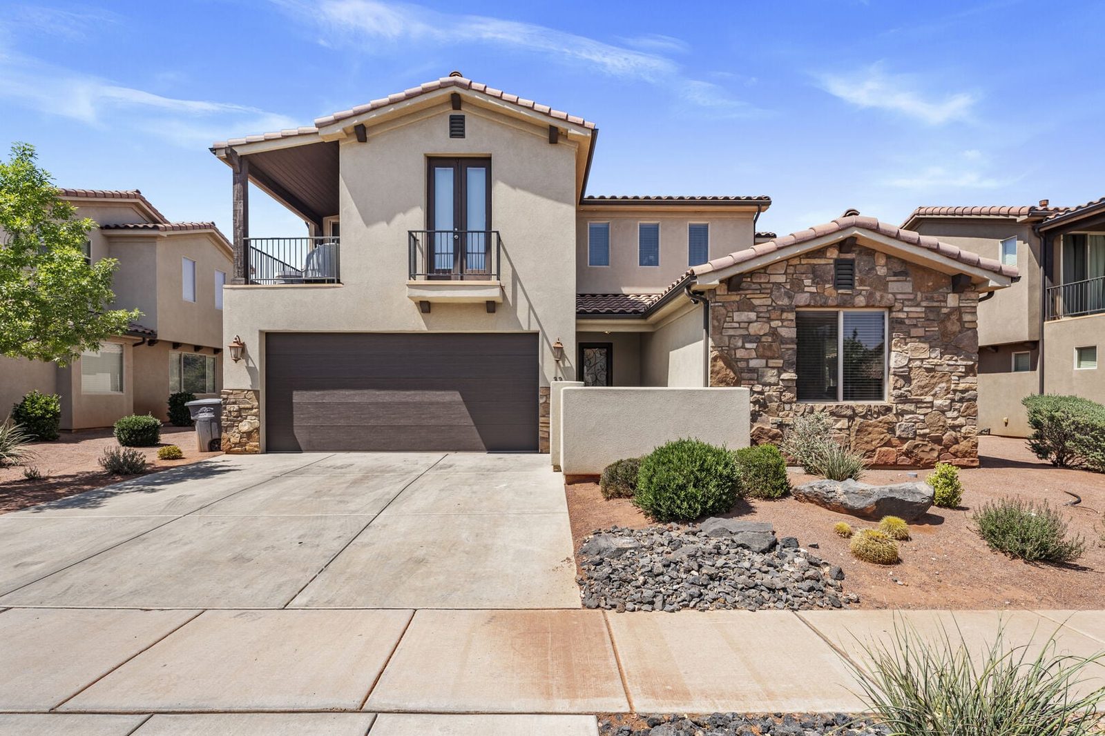 Paradise Village 32 - 4 bedroom vacation rental in Santa Clara, UT