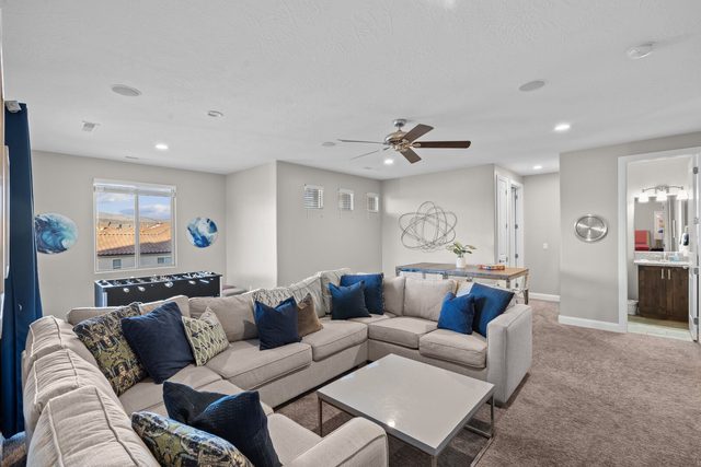 Upstairs second living room with sectional sofa at Paradise Village 97