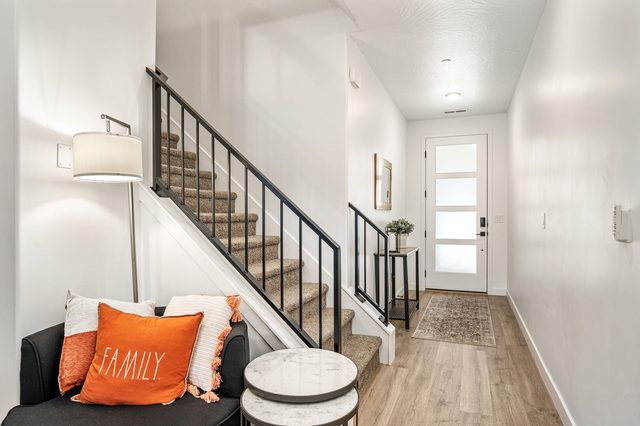 Entry with staircase and reading nook at Skyline 1729