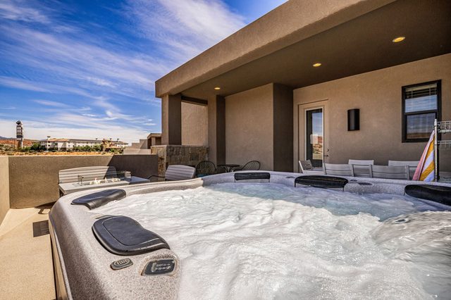 Private hot tub on the deck at Town Center 2309